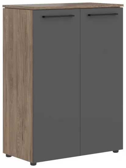 Шкаф с глухими средними дверьми